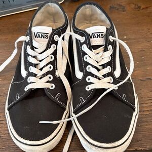 Men Shoes By Vans Off The Wall Size: 10